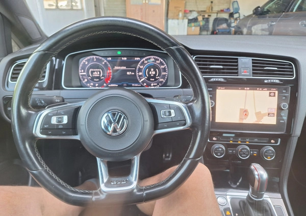 Volkswagen Golf cena 82500 przebieg: 144358, rok produkcji 2017 z Leżajsk małe 137
